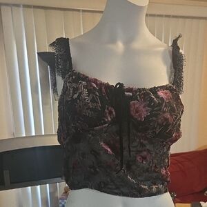 NWT Floral Crop Top